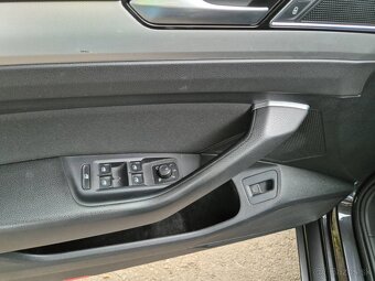 Volkswagen Passat Variant 2.0 TDI BMT Comfortline DSG - 16