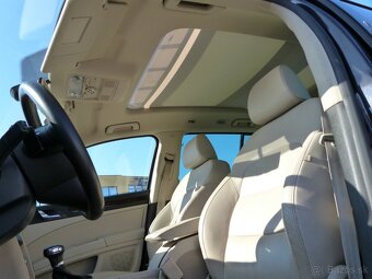 Škoda Superb Combi 2.0 TDI CR 170k Elegance DSG - 16