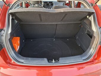 Kia Rio - 16
