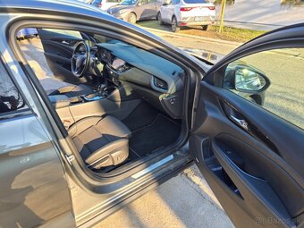 Opel Insignia Country Tourer 2.0 CDTI BiTurbo 210k 4x4 AT8 - 16