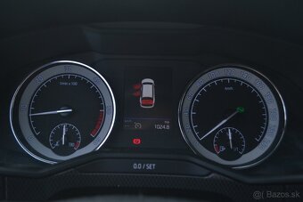 Škoda Superb Combi 2.0 TDI SCR Sportline DSG - 16