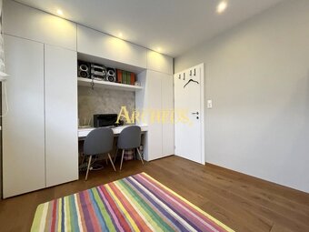 NÁJOM - 3 IZBOVÝ BYT S LOGGIOU, JIRÁSKOVA, BARDEJOV - 16