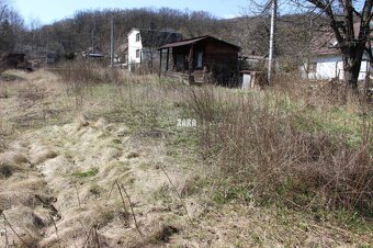 Veľká záhrada v chatovej lokalite Baška časť Maša, Košice -  - 16