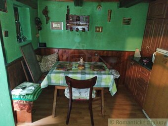 Dvojpodlažná chatka v tichej chatovej oblasti nad obcou Mo - 16