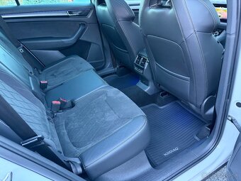 ŠKODA KODIAQ SPORTLINE 4x4 2.0TDI 147KW vyh.sklo TAŽNÉ m2023 - 16