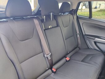 Volvo V60 - 16