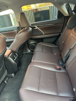 Lexus RX 450h - 16