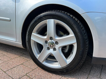 Volkswagen Golf V 2.0 TDI GT 2008 - 182.000km - - 16