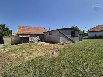 Prenájom – predajňa, sklady, parkovanie – NR Dolnočermánska  - 16