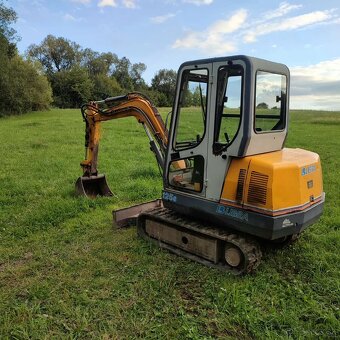 Pasovy bager Libra 125S - 16