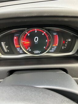 Volvo XC60 Automat 2.0 140kW SUV - 16