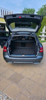 Mercedes Benz C200d - 16