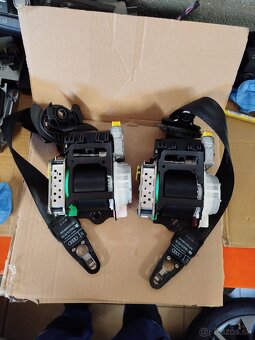Dvere Audi A7 4G, farba: LA7W - 16