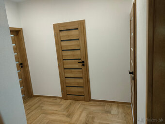 Prenajmem 3i apartmán s terasou a parkovacím miestom - 16