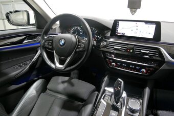 BMW 5 Touring Sport Line ,520d xDRIVE, 140kW r.v.12/2018 - 16