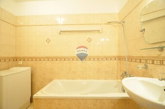 PREDAJ, 1-izbový byt, Poprad - Západ, Ul. Komenského,  40,94 - 16