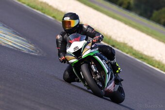 KAWASAKI ZX10R - 16