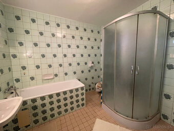 Krásny rodinný dom v krásnej lokalite Šaľa- ulica Jánošíkova - 16