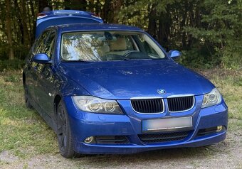 Predám BMW E90 320d 120kw 2006 Montego Blue Metallic - 16