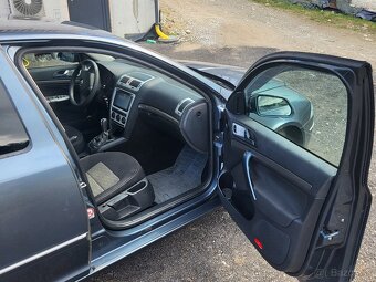 Predám škodu octavia 2  1.9tdi - 16