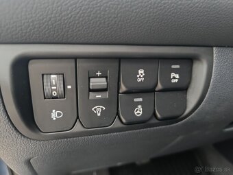 KIA RIO 1,4 CRDI 66 kW r.v. 11/2016 6° manuál, 5 dverí - 16