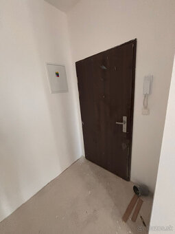 SENEC - EXKLUZÍVNE NA PREDAJ 3 izbový byt s vlastným kúrením - 16