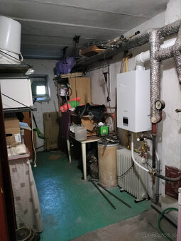 Na predaj veľký 3 izbový tehlový byt na Solivare s vlastným - 16