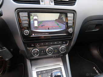 Škoda Octavia Combi 2.0 TDI DSG 2017 Style Xenon Navi Kessy - 16