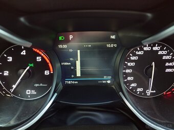 Alfa Romeo Stelvio 2.2 JTDM Executive Q4 (ODPOČET DPH) - 16
