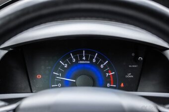 Honda Civic 1.8 i-VTEC, 104kW, M6 - 16