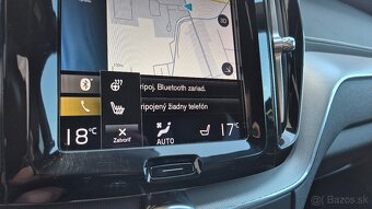 Volvo XC60 2.0 B4 mHEV DARK edition AWD - 16