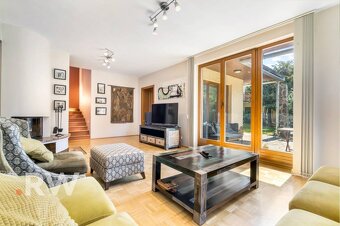 VEĽKORYSÝ - Bývanie pod lesom - Slepá ulička - 2322m2 pozemo - 16