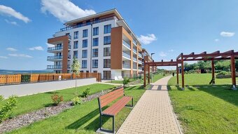 3i byt s terasou, záhradkou a parkovaním, PANORÁMA – Cédrová - 16