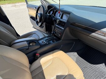 Audi Q7 3,0TDi Quattro Tiptronic 8 - 16