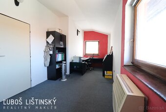 Dvojpodlažná prevádzková budova s veľkou garážou, Hôrka - 16