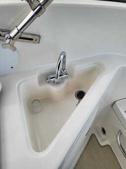 Bayliner 742 Cuddy - 16