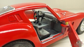 1:18 FERRARI GTO 1962 - 16