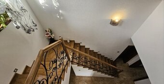 PREDAJ krásneho, priestranného RD v meste Kysucké Nové Mesto - 16