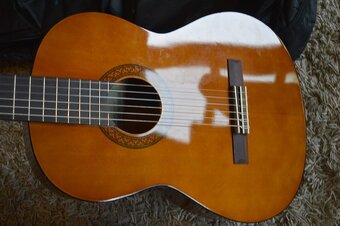 predam - gitara Yamaha C40 - 16