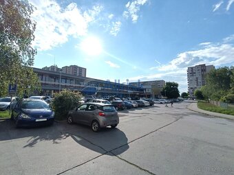 Veľkometrážny 2.izb byt s výhľadom na Zobor na Klokočine - 16