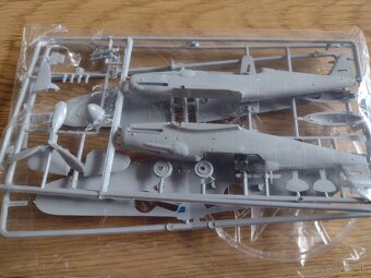 Plastikové modely 1:72 (12) - 16