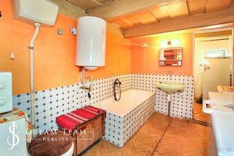 REZERVOVANÉ - Banícky dom v centre mesta Banská Štiavnica - 16
