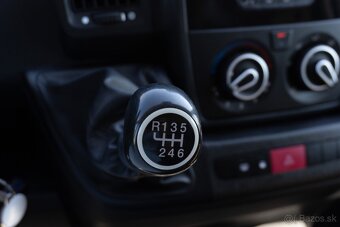 Peugeot Boxer 2.2 BlueHDi 165k L4H3, 121kW, M6, 2d. (2019) - 16