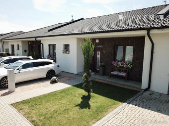 NA PREDAJ 4-izbový rodinný dom zariadený so záhradkou - 16