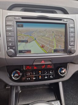 Kia Sportage 2.0 CRDi 4WD 100Kw Platinum A/T, SR, 1. Majiteľ - 16