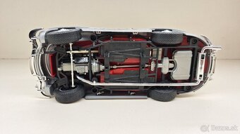 1:18 MERCEDES-BENZ 300SL No. 452 - 16