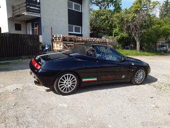 Predám Alfa Romeo Spider - 16