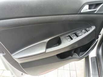 Hyundai Tucson 2.0crdi 100kw 4x4 - 16