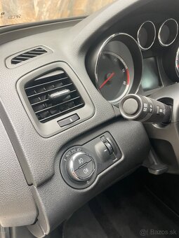 OPEL INSIGNIA ST 2.0 AUTOMAT NOVÁ STK EK - 16