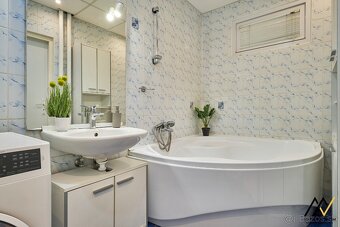 4 IZBOVÝ BYT PREŠOV, ULICA PAVLOVIČOVO NÁMESTIE - 16